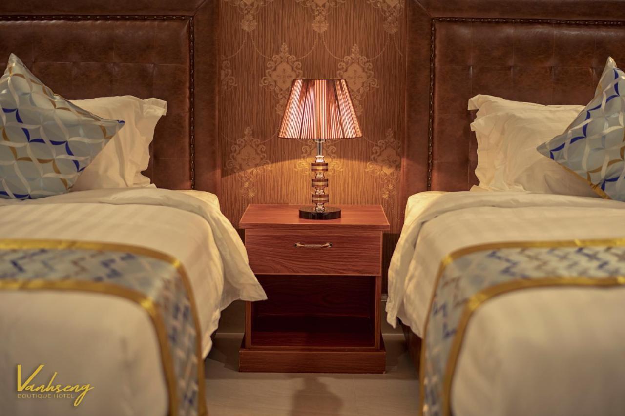 Vanhseng Boutique Vientiane Hotel Екстер'єр фото